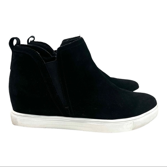 Blondo Georgette Waterproof Black Suede Hidden Wedge Booties Sneakers - Picture 1 of 12